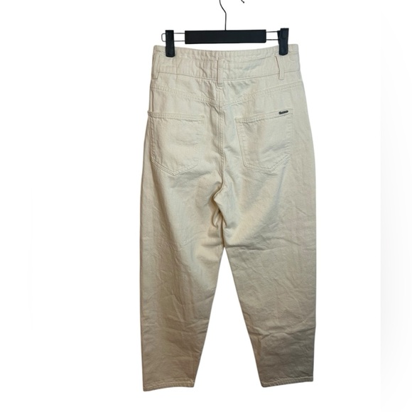 Vero Moda Cream High Waisted Tapered Leg Jeans - Picture 2 of 5